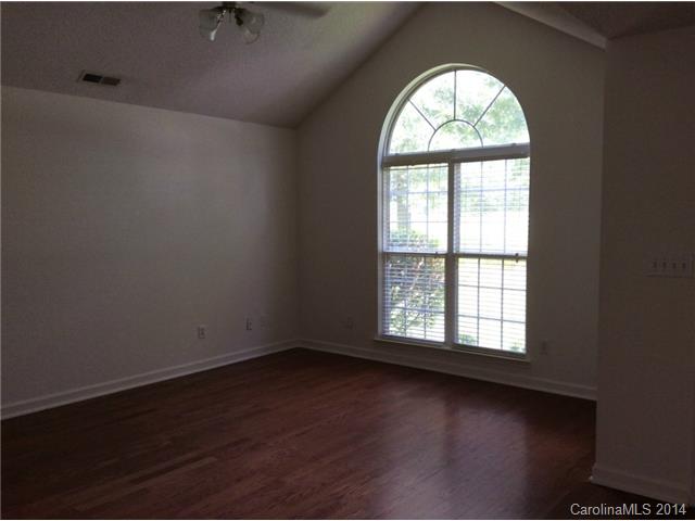541 Hunley St, Monroe, NC 28112 photo 4
