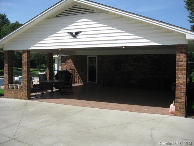 105 Devine St, Stanley, NC 28164 photo 3