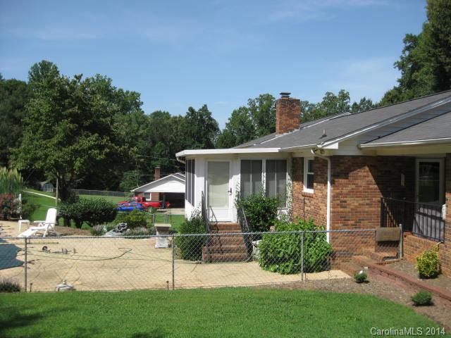 105 Devine St, Stanley, NC 28164 photo 4