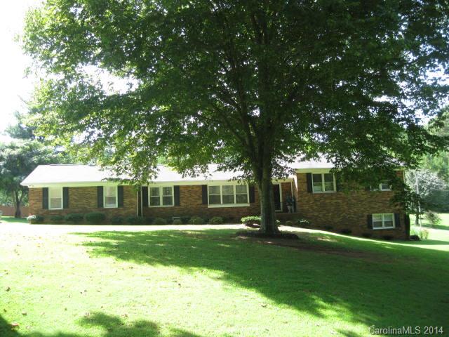 105 Devine St, Stanley, NC 28164 photo 1