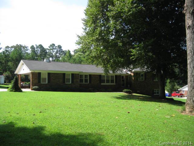 105 Devine St, Stanley, NC 28164 photo 2