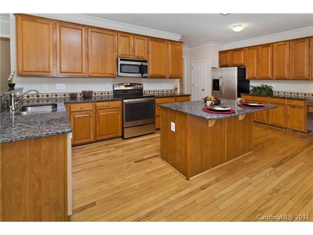 9927 Willow Leaf Ln, Cornelius, NC 28031 photo 6