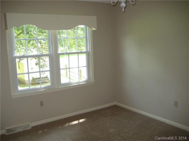 501 Silversmith Ln, Charlotte, NC 28270 photo 13