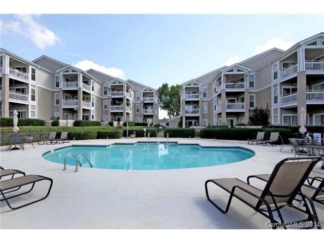1300 Torrence 1300 Cir #1300, Davidson, NC 28036 photo 22
