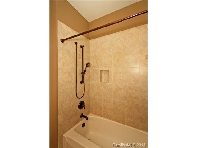1300 Torrence 1300 Cir #1300, Davidson, NC 28036 photo 18
