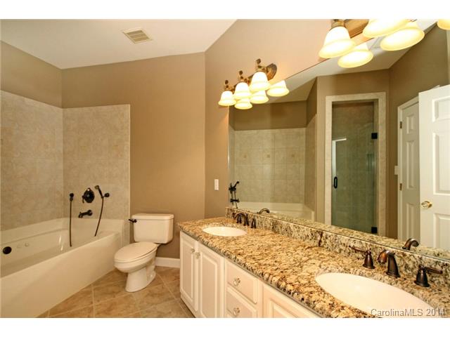 1300 Torrence 1300 Cir #1300, Davidson, NC 28036 photo 14