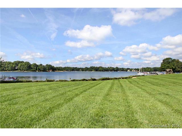 1300 Torrence 1300 Cir #1300, Davidson, NC 28036 photo 3