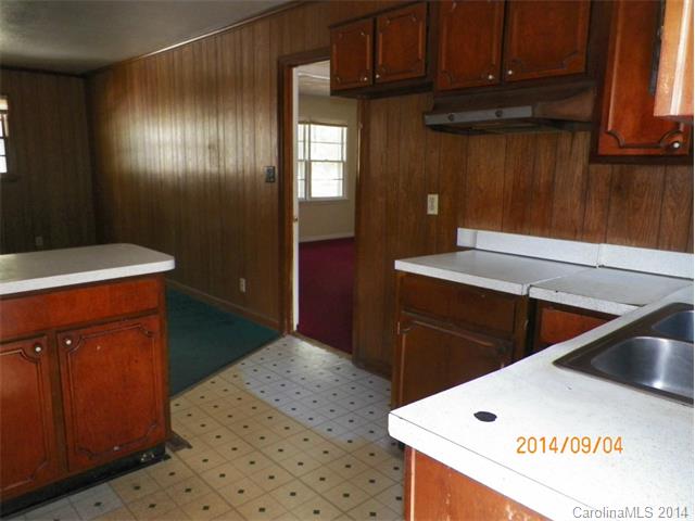 821 State Rd, Cheraw, SC 29520 photo 6