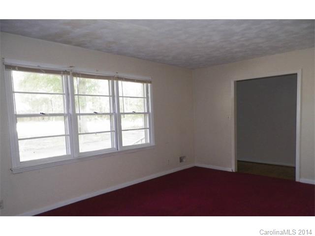821 State Rd, Cheraw, SC 29520 photo 9