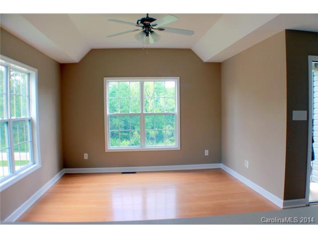 2043 E Park Dr, Lancaster, SC 29720 photo 4