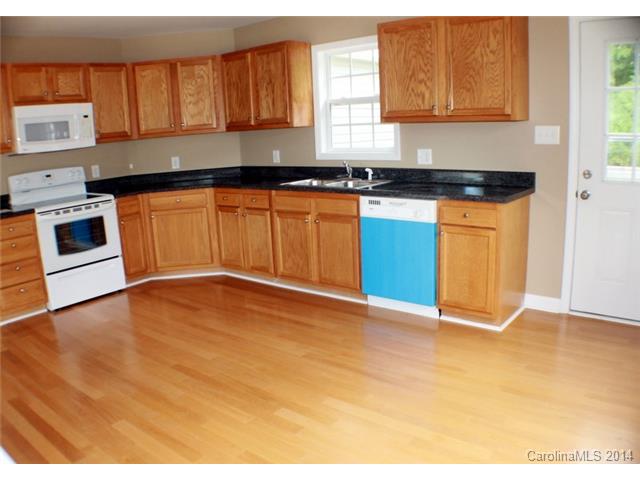 2043 E Park Dr, Lancaster, SC 29720 photo 6