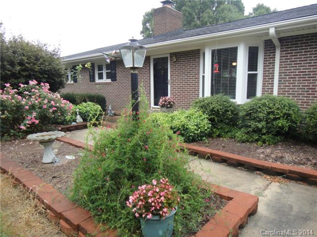 3048 Wallace Rd, Midland, NC 28107 photo 2