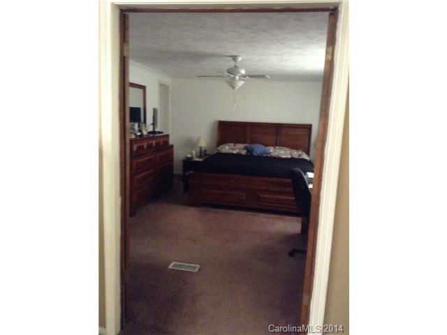 306 Electra Ln, Stanley, NC 28164 photo 7