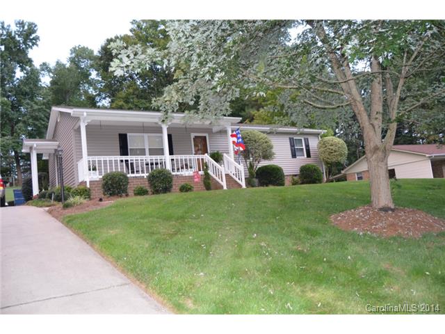 724 E Chestnut St, Stanley, NC 28164 photo 1