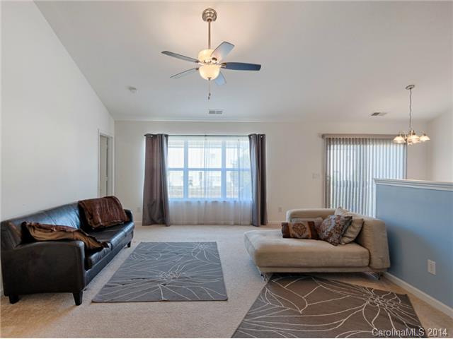 609 Lindsborg Trl, Monroe, NC 28110 photo 2