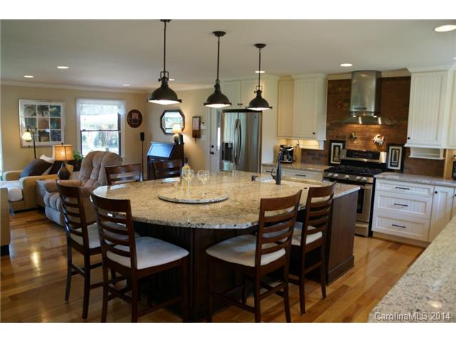 21538 Delftmere Dr, Cornelius, NC 28031 photo 3