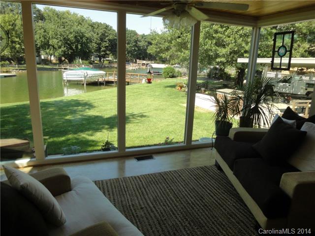 21538 Delftmere Dr, Cornelius, NC 28031 photo 9