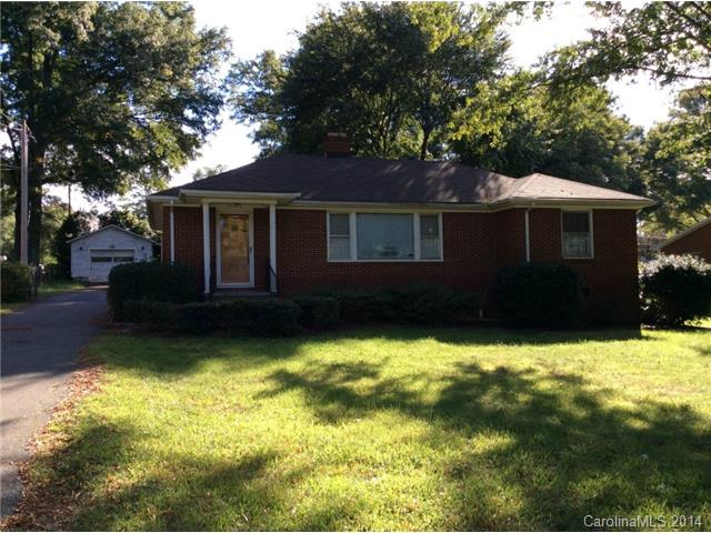 21012 Pine St, Cornelius, NC 28031 photo 1