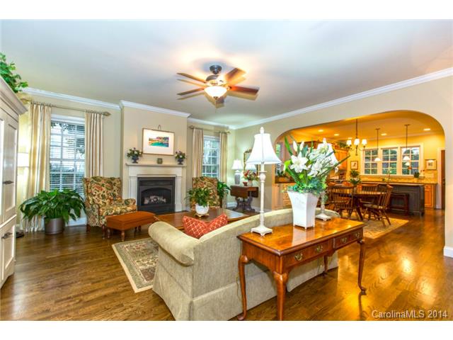 4135 Wright Ave, Charlotte, NC 28211 photo 9