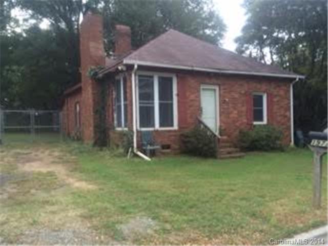 19714 School St, Cornelius, NC 28031 photo 3