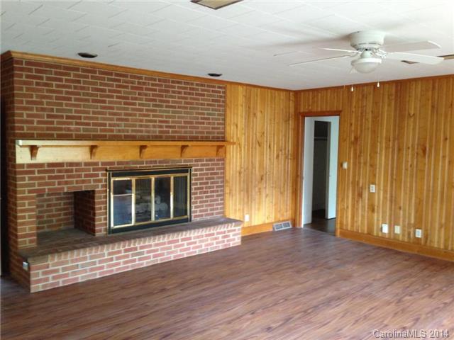 407 Robin Dr, Monroe, NC 28112 photo 4