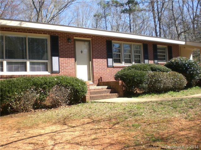 1120 Shore Dr, Lancaster, SC 29720 photo 2