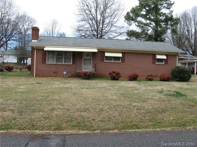 208 9th Ave, Conover, NC 28613 photo 1