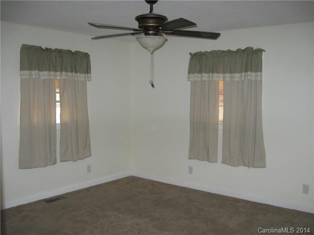 208 9th Ave, Conover, NC 28613 photo 9