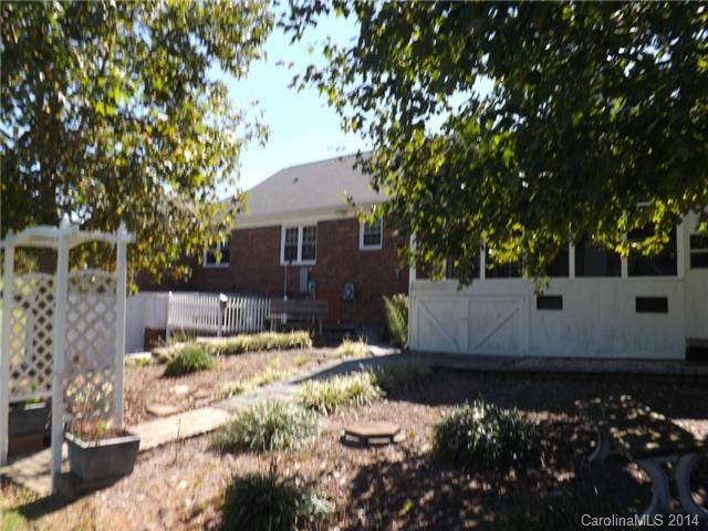 907 Lanier Ln, Monroe, NC 28110 photo 6