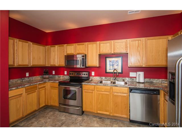 9168 Glenashley Dr, Cornelius, NC 28031 photo 9