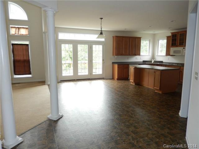 1407 Valhalla Dr, Denver, NC 28037 photo 3