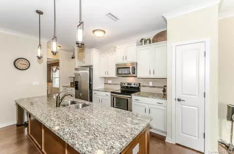 25560 Seagull Dr, Lancaster, SC 29720 photo 6
