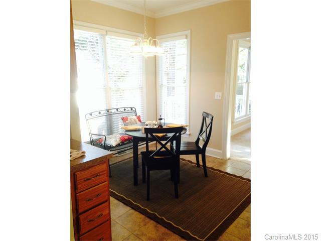 136 Lynbrook Dr, Davidson, NC 28036 photo 6