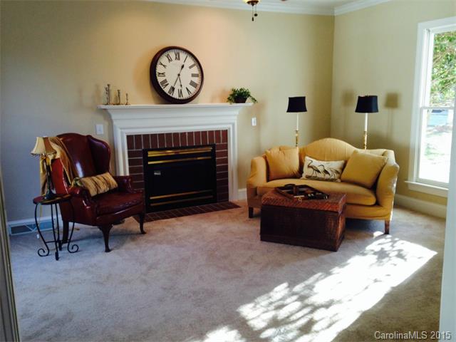 136 Lynbrook Dr, Davidson, NC 28036 photo 9