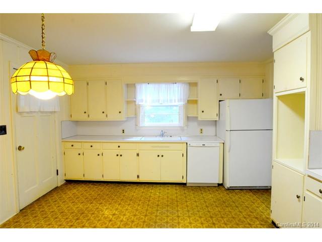 918 Forest Dr, Lancaster, SC 29720 photo 14