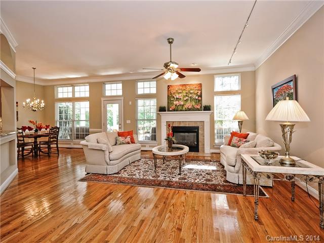 20332 Cathedral Oaks Dr, Cornelius, NC 28031 photo 4