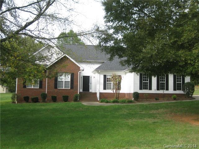 1815 Lakeview Dr, Monroe, NC 28112 photo 1