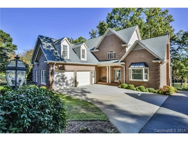 20336 Havenview Dr, Cornelius, NC 28031 photo 1