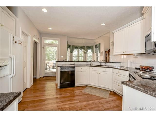 20336 Havenview Dr, Cornelius, NC 28031 photo 12