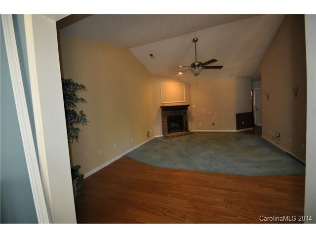13803 Dansington Ct, Pineville, NC 28134 photo 8