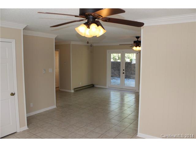 2251 Watts Dr, Lancaster, SC 29720 photo 4