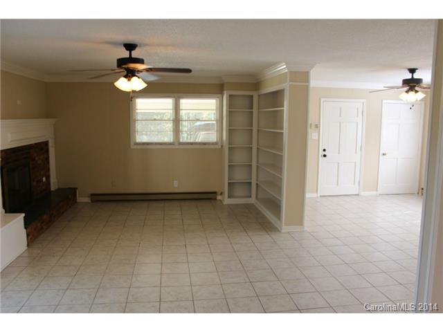 2251 Watts Dr, Lancaster, SC 29720 photo 2
