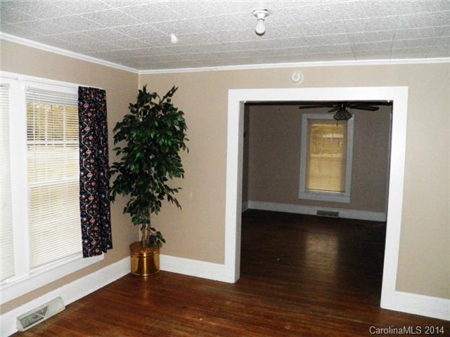 1109 Ebenezer Rd, Kannapolis, NC 28083 photo 2