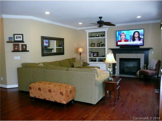 17031 Winged Thistle Ct, Davidson, NC 28036 photo 4
