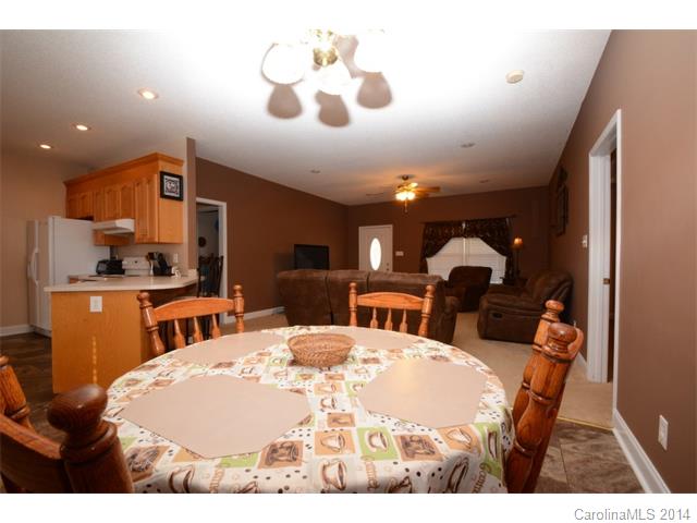 2321 Morningside Dr, Lancaster, SC 29720 photo 9