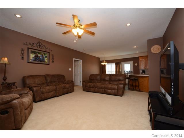 2321 Morningside Dr, Lancaster, SC 29720 photo 12