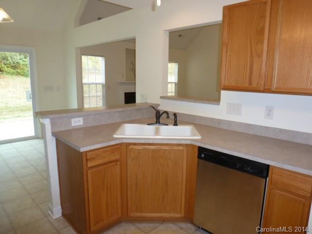 1208 Kent Dr, Lancaster, SC 29720 photo 12