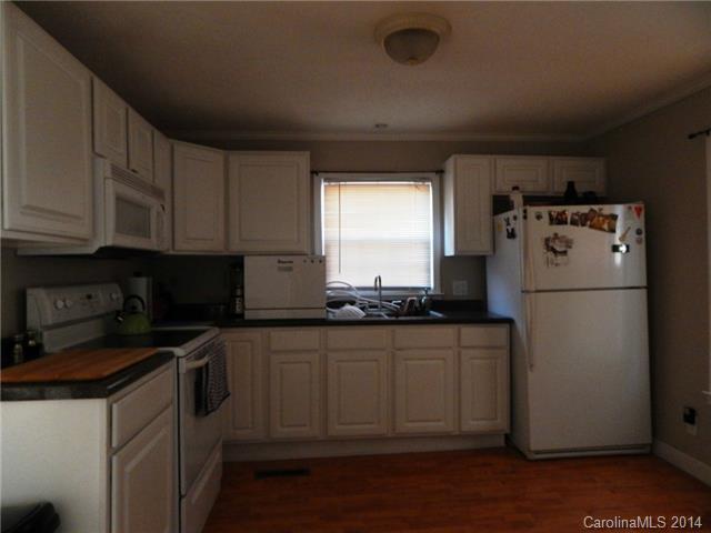 3751 Pine Leaf Cir, Midland, NC 28107 photo 5