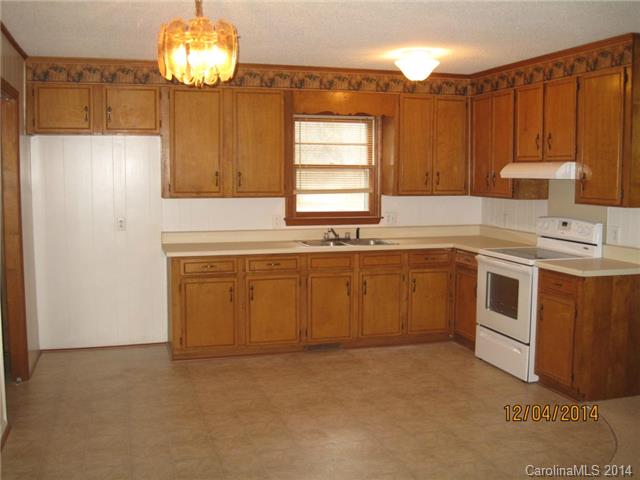 2347 Lass St, Lancaster, SC 29720 photo 5