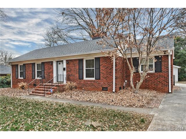 5420 Farmbrook Dr, Charlotte, NC 28210 photo 3